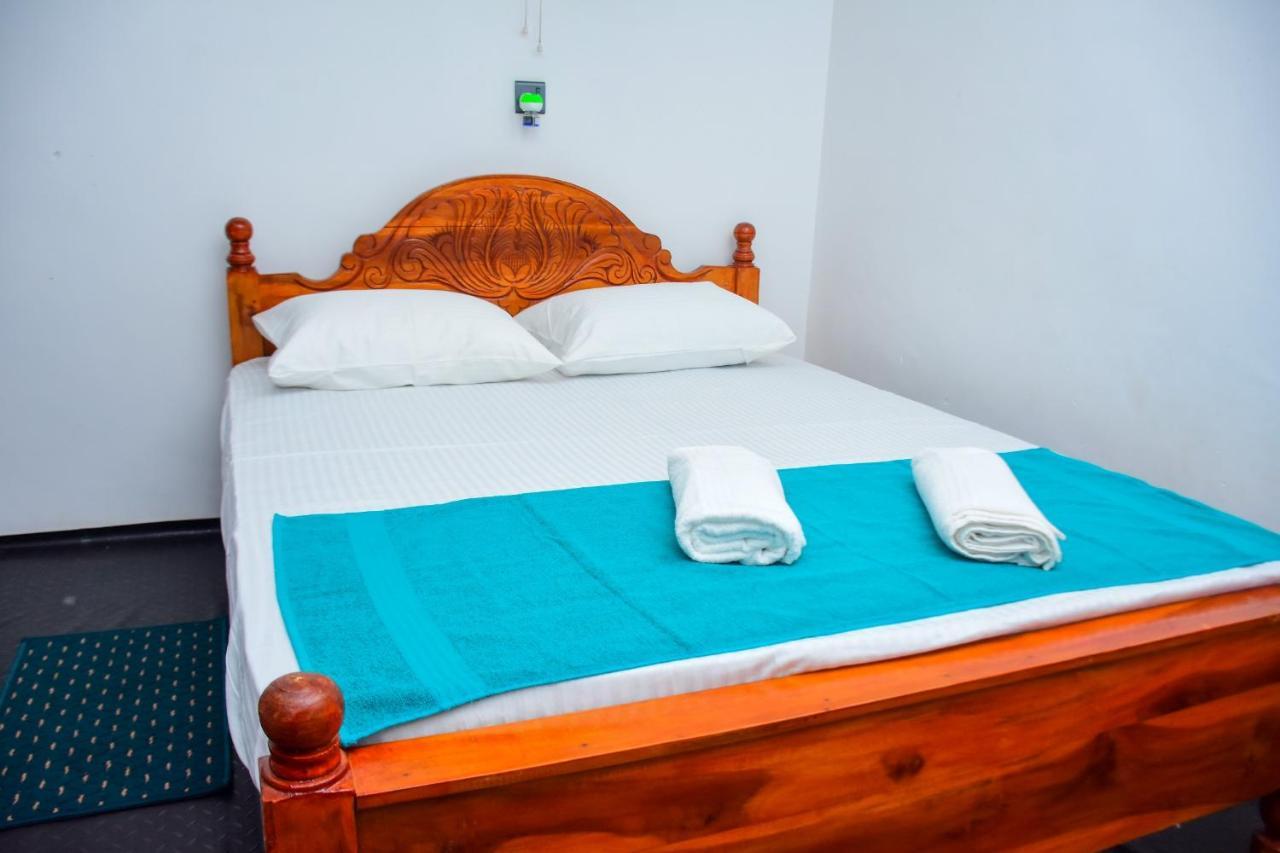Relax Guest House Dambulla Exterior foto