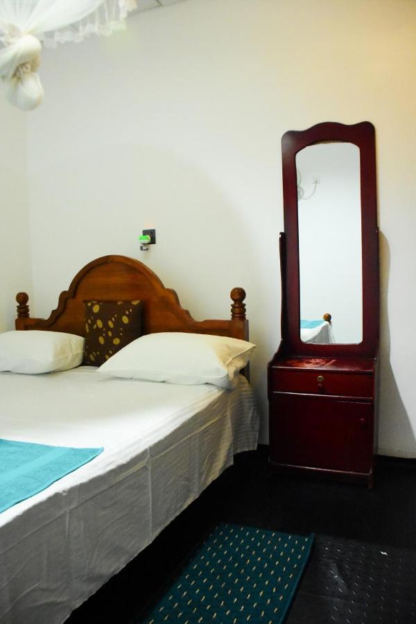 Relax Guest House Dambulla Exterior foto