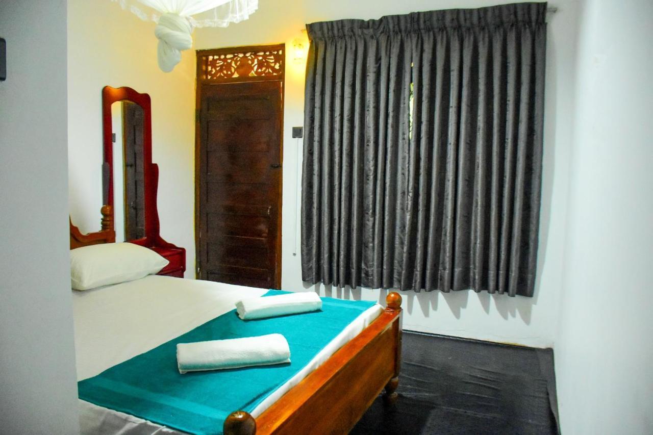 Relax Guest House Dambulla Exterior foto